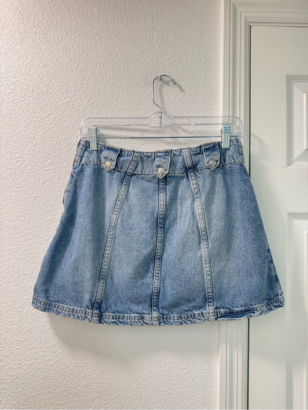 Free people We the free Runaway Denim Mid-Rise Miniskirt size28 medium blue wash - Picture 4 of 8